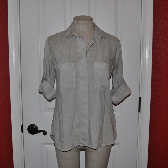 CLOTH & STONE Split-Back Chambray Buttondown [F2] - Picture 4 of 8